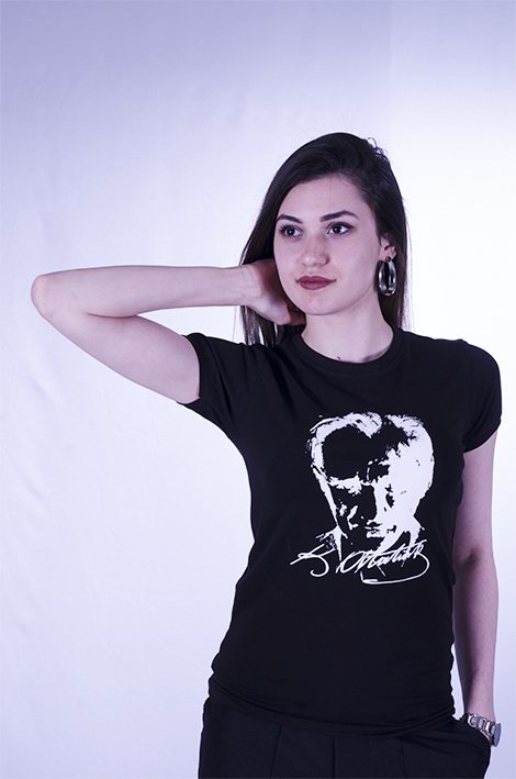 Atatürk & Bayrak Tişörtü modeli 10 — İLKETEKS toptan imalat ve siparişe özel üretim