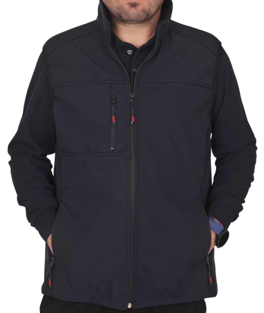 Siyah softshell iş yeleği — model üstünde, fermuarlı Siyah softshell iş yeleği — model üstünde, fermuarlı — İLKETEKS toptan imalat