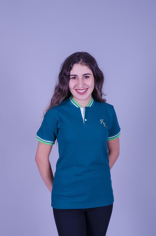 Göğüs bölgesine işlemeli nakış logolu polo yaka tişört — İLKETEKS
