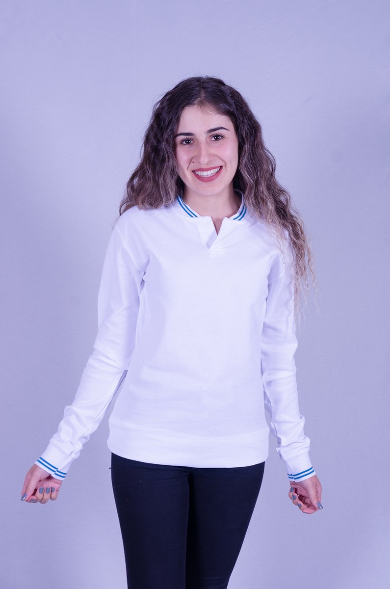 Beyaz uzun kollu yakalı tişört — kadın kesim — İLKETEKS toptan imalat